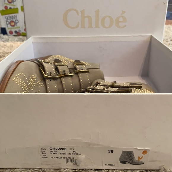 Chloe Susanna Boots Booties in Ash / Gray Suede - Picture 15 of 15